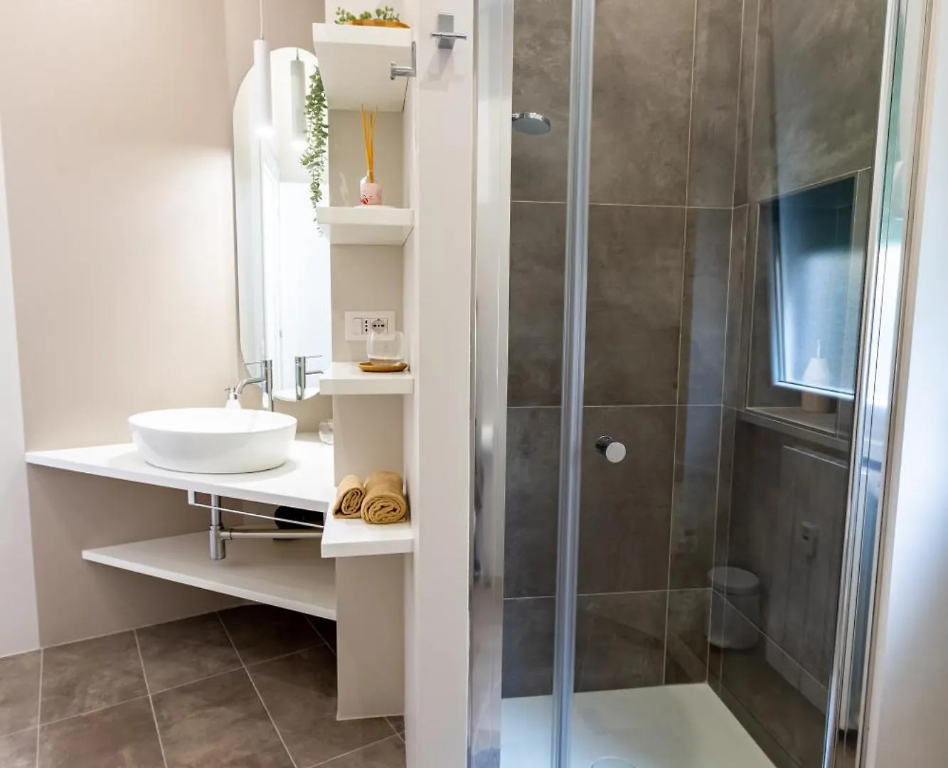 Noh Collection 3Bdr Apartment- Trastevere Area Rome Apartment