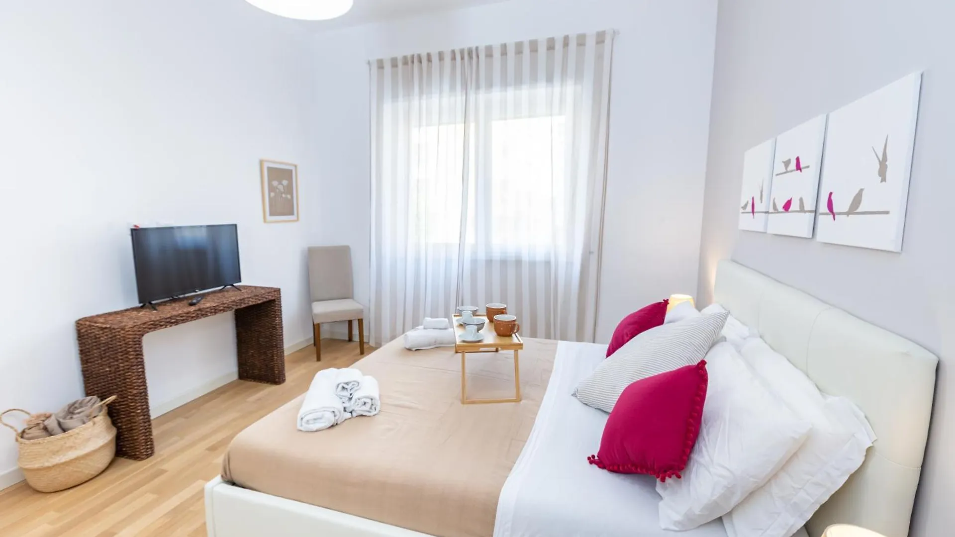 Noh Collection 3Bdr Apartment- Trastevere Area Rome Italy